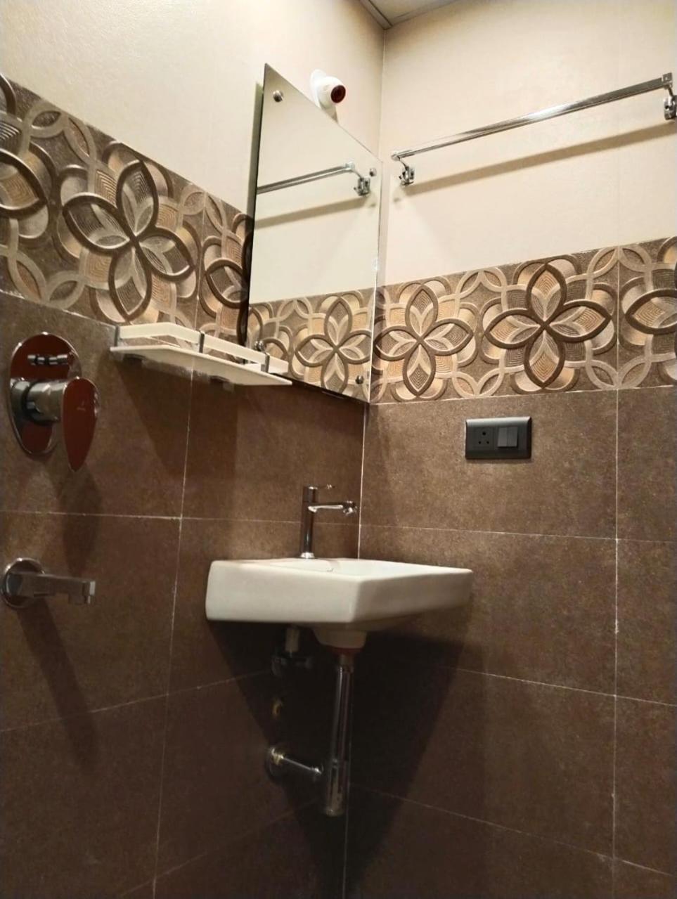 Hotel Windsor Plaza Hyderabad Eksteriør bilde